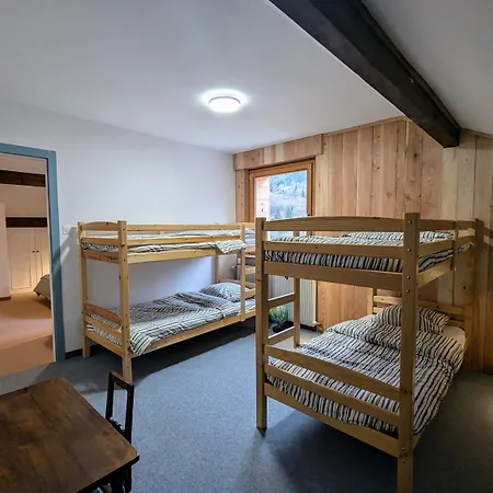 Hetre Pourpre ונטרון